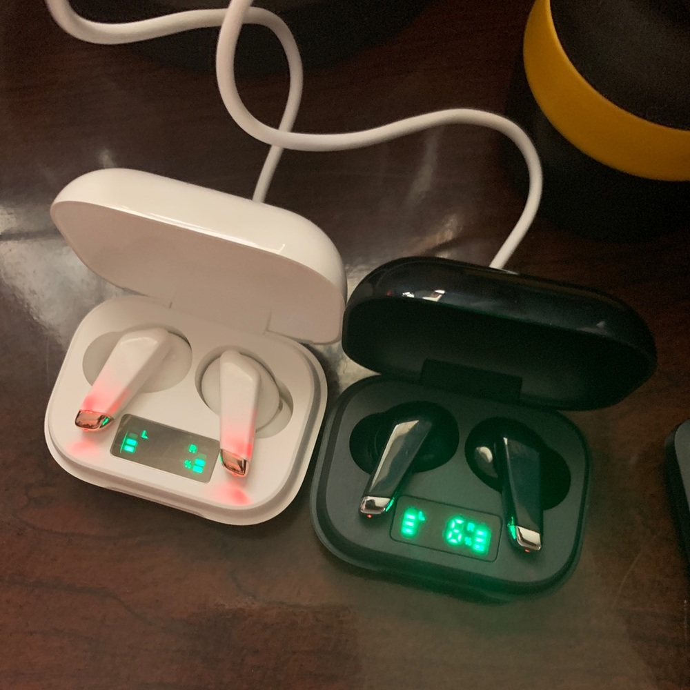Wireless Earbuds